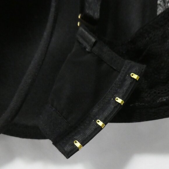 AG - ASHLEY GRAHAM | 42 DD | Elegant Black and Gold Bra With Adjustable Straps - Picture 15 of 16